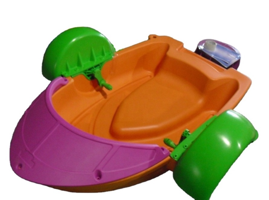 2021 hot selling plastic foot pedal boat for pool, kids water fun manual boat