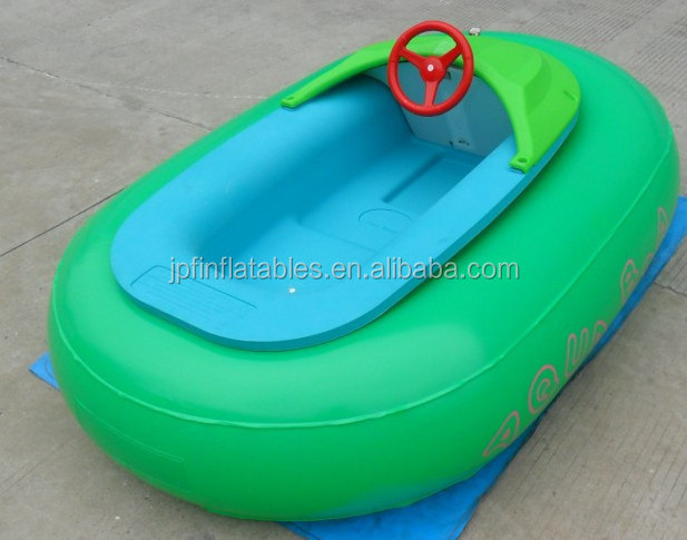 2021 hot selling plastic foot pedal boat for pool, kids water fun manual boat