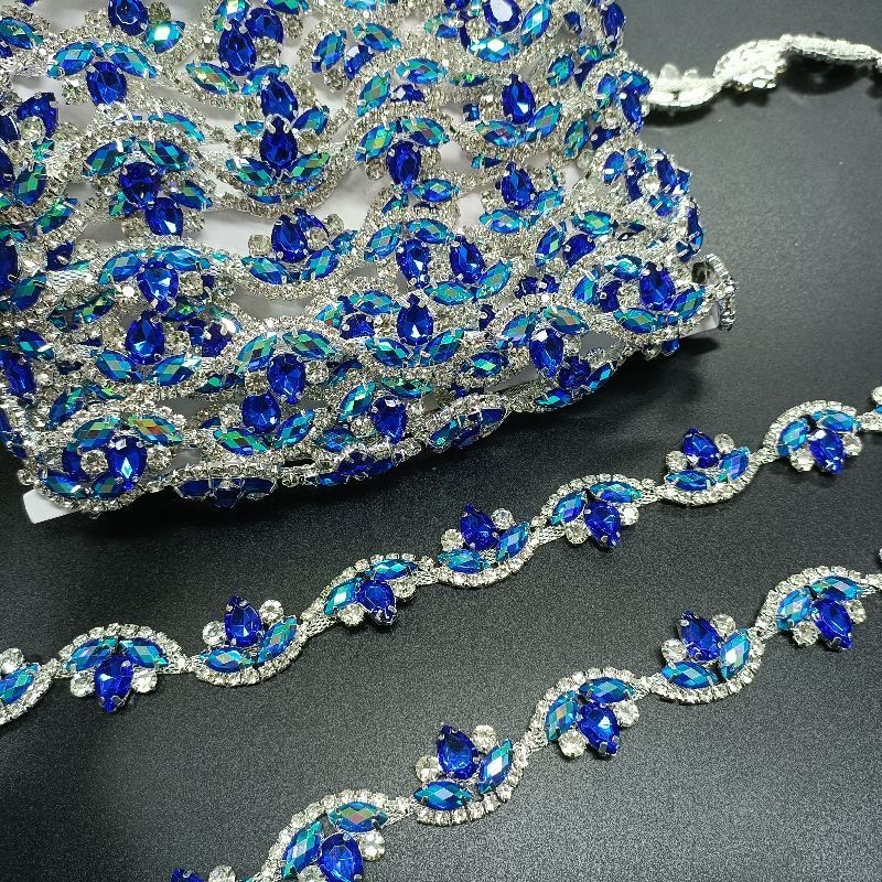 New Design Wholesale Glass Crystal Trimming Chain Colorful Wedding Belt Rhinestones Bezel Plated Bead Garment Accessories Bags