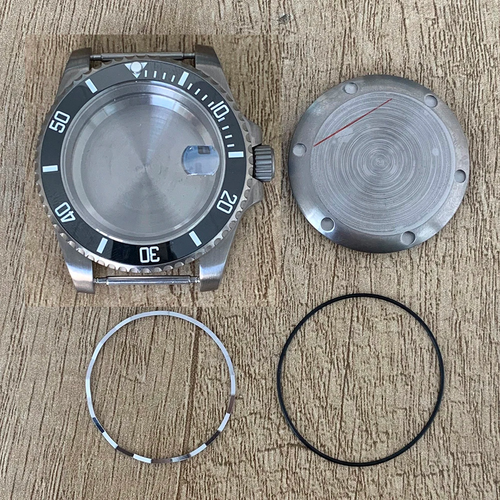 Custom OEM Waterproof Rotating Bezel Boitier De Montre Titanium Watch Case NH35