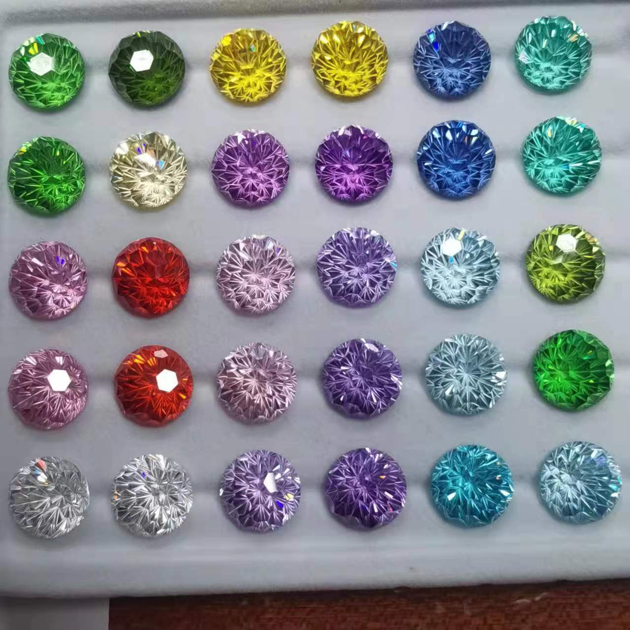 Color Round Pointed Bottom Fireworks Cut Chrysanthemum Cut Synthetic Gems White Cubic Zirconia Super Cubic Zircon Star Heat