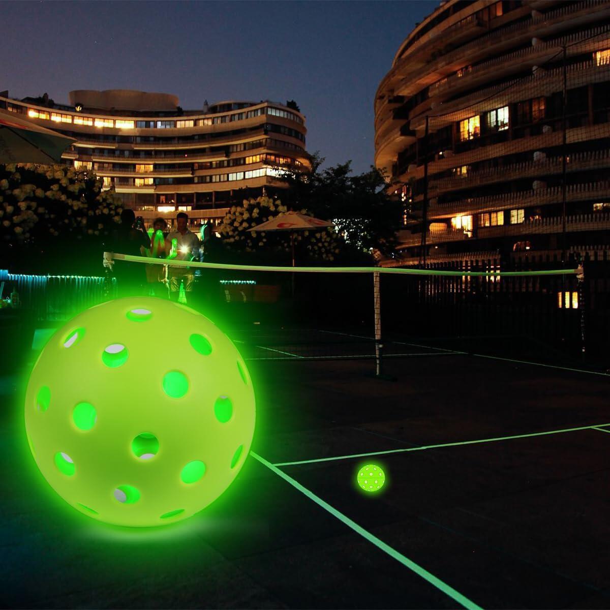 Hot Selling Outdoor Pickleballs With Light 40 Holes Led Light Up Pickle Balls Pickleball Led Glow Balls