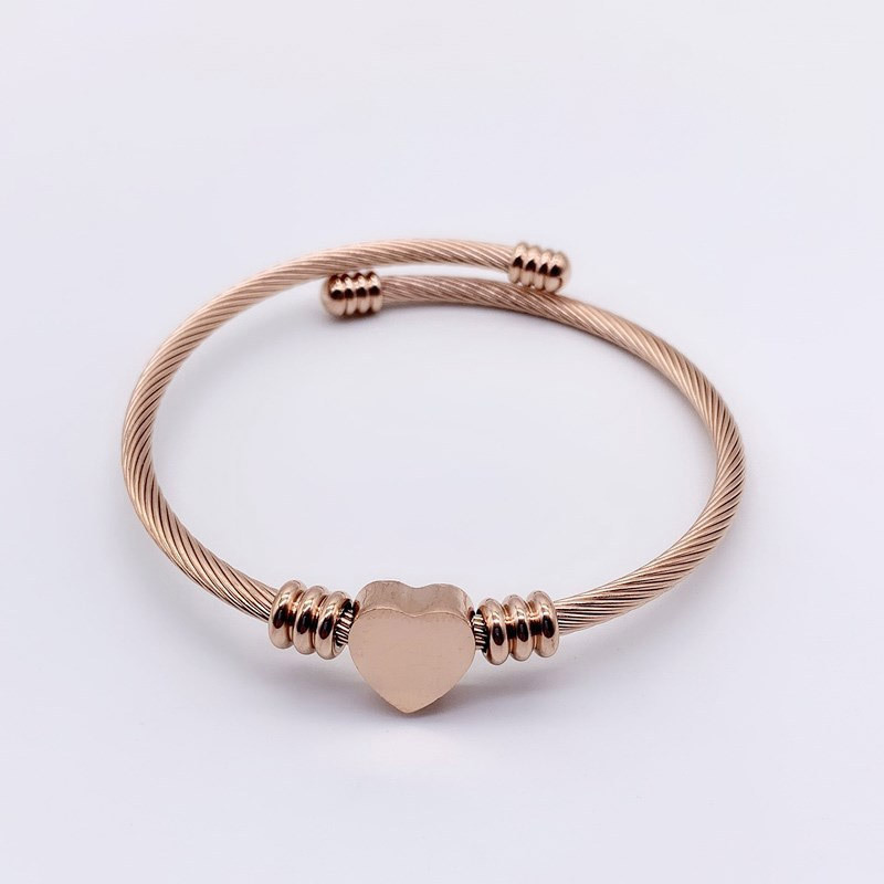 Low MOQ 10pcs Wholesale fashion bangle gold love stainless steel heart bracelet