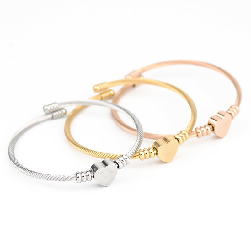 Low MOQ 10pcs Wholesale fashion bangle gold love stainless steel heart bracelet