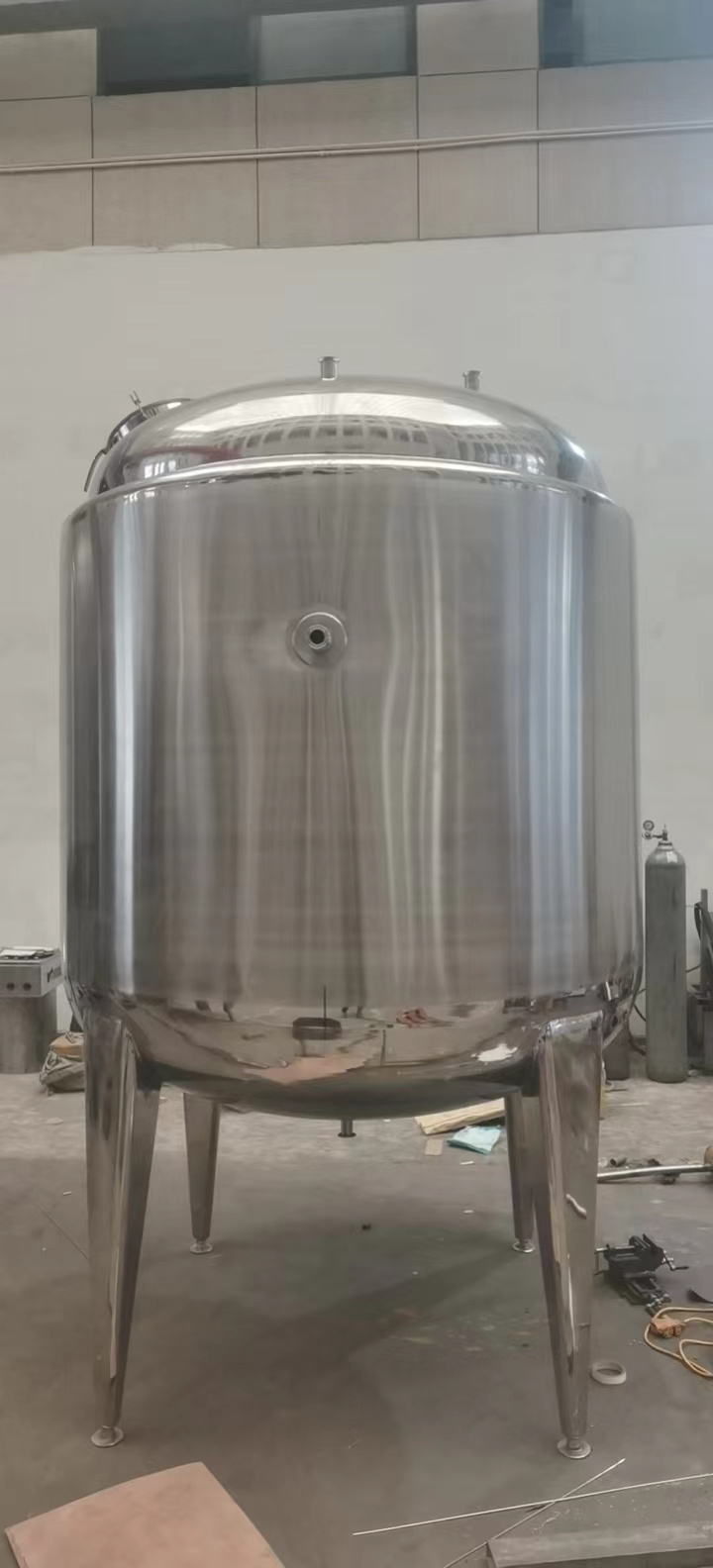 200-8000L Sanitary Food Grade Vertical Stainless Steel Water Cosmetic Chemical Pressure Vessel Storage Tank