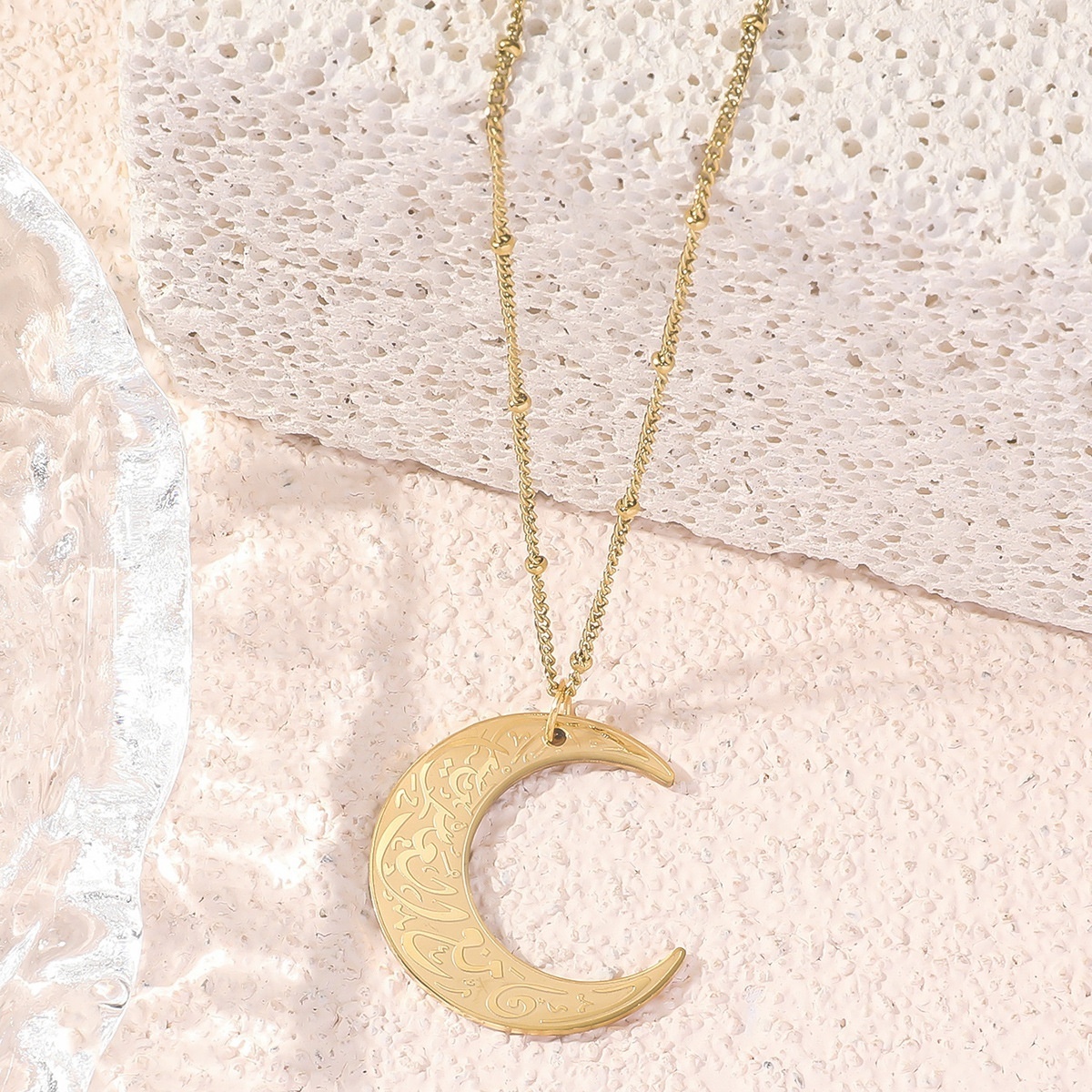 Fashion Stainless Steel 18k Gold Plated Ayatul Kursi  Moon Pendant Necklace Arabic Sleeve Engraved Mantra Islam Muslim Necklace