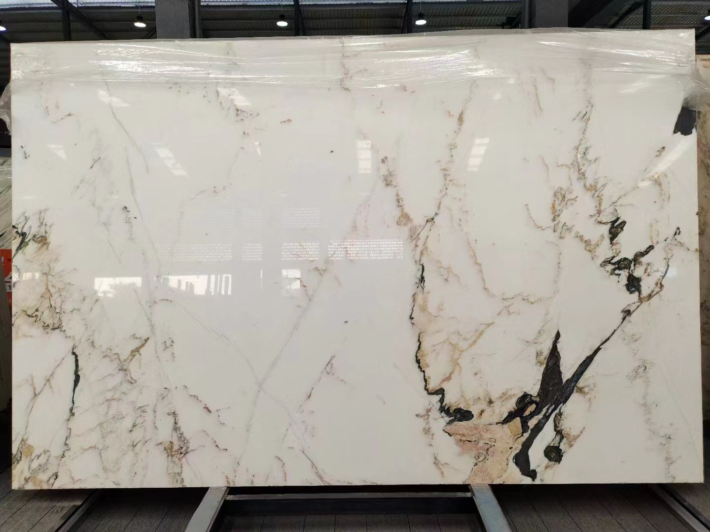 Wholesale Factory Natural Calacatta Gold Marble Slab for Bathroom Floor Walls