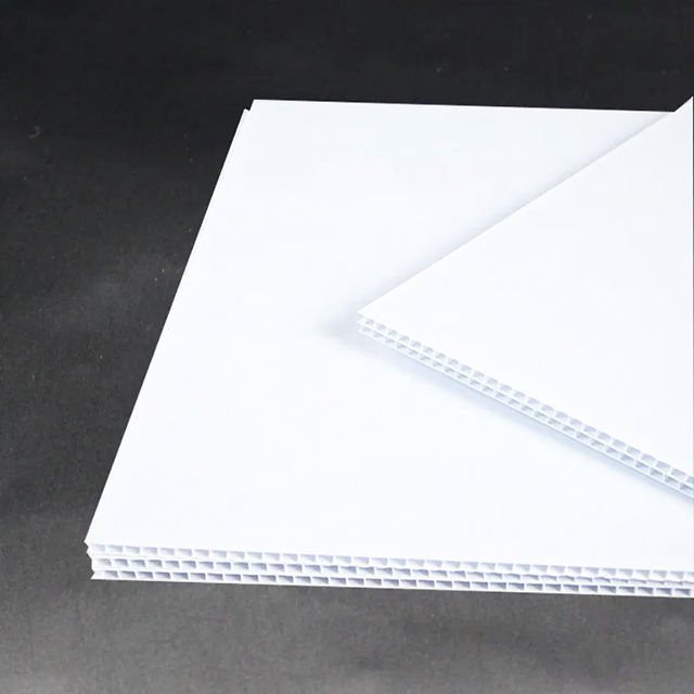 Foldable 4x8 3mm 5mm White PP Twin Wall Corrugated Coroplast Plastic Sheet Panel