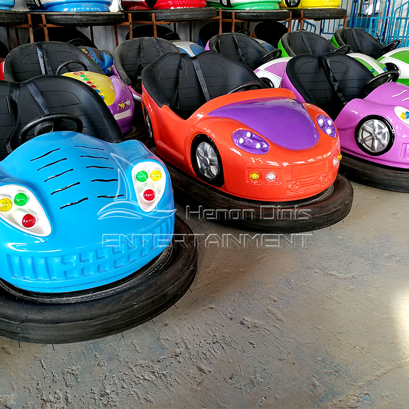 Indoor bumper car floor theme park equipment electric bumper car ride for sale