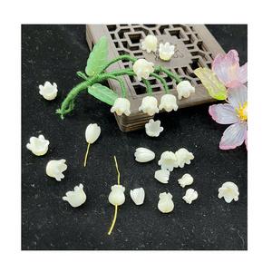 Genuine natural seashell carved small Tulip Jasmine flower Pikake beads Vintage Hawaiian DIY Earring Accessories