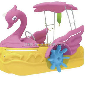 Fiberglass Swan boat two Person Shark duck flamingo pedalo boat Customized Luxury Fiberglass Swan Pedal Boats for Sea and Water