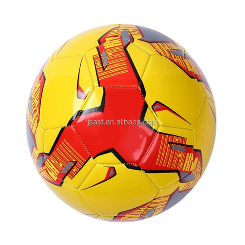 New soccer Cummon Soccer ball 5 with PVC leather suitable for all your training and professional playing needs light