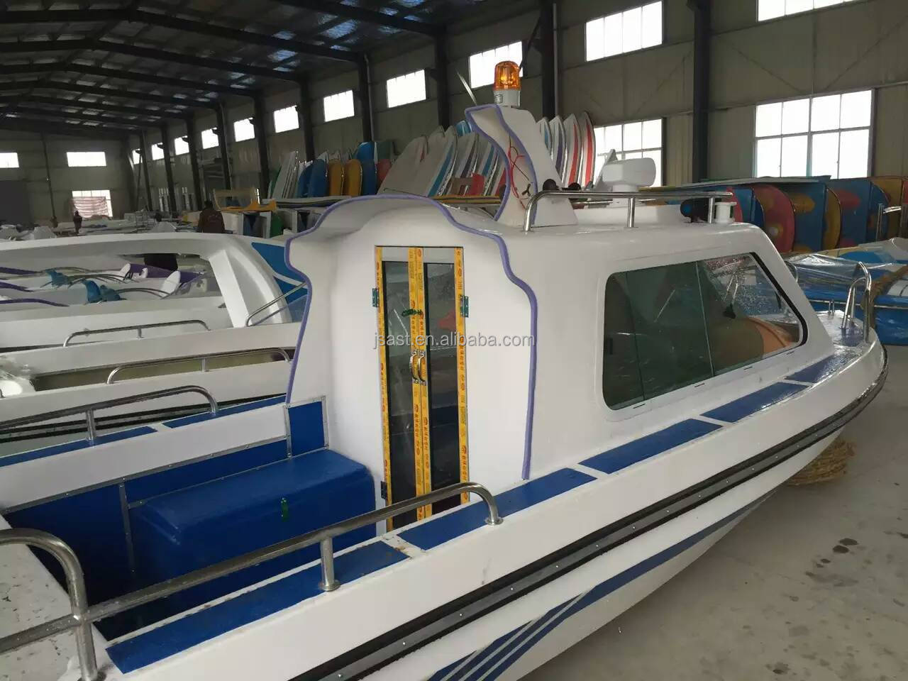 Electric Inflatable Electric Water Bumper Boat Chinese Motorboat Jet Ski Boat Power Engine Motorcycles Jet Ski Electric Boat