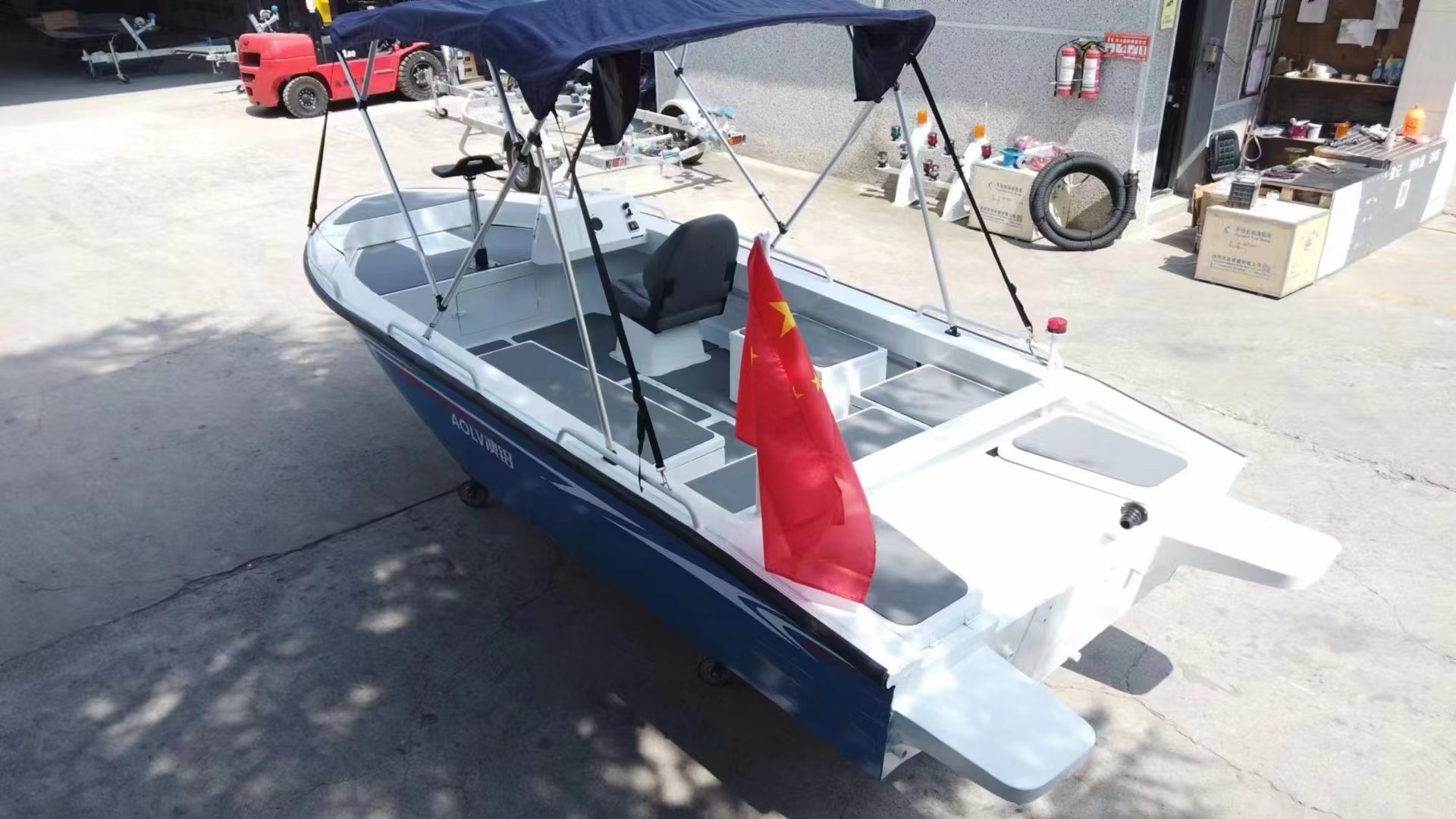 Mini Design All Welded Aluminum Jon Boat Fishing Vessel for Sport