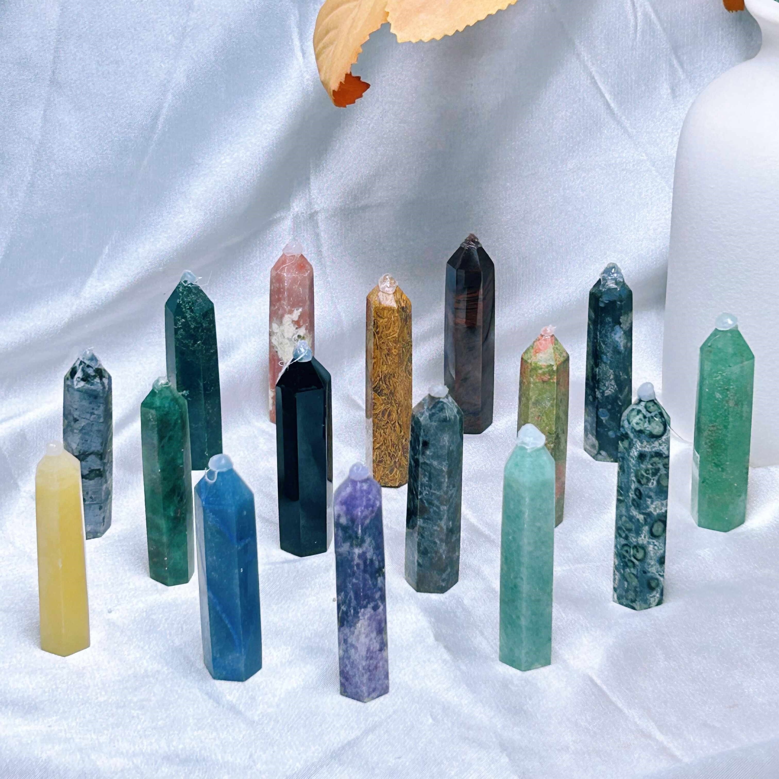 Hot Sale Natural Crystal Tower Mangano Calcite Wand 5-6cm Mix  Point Gift