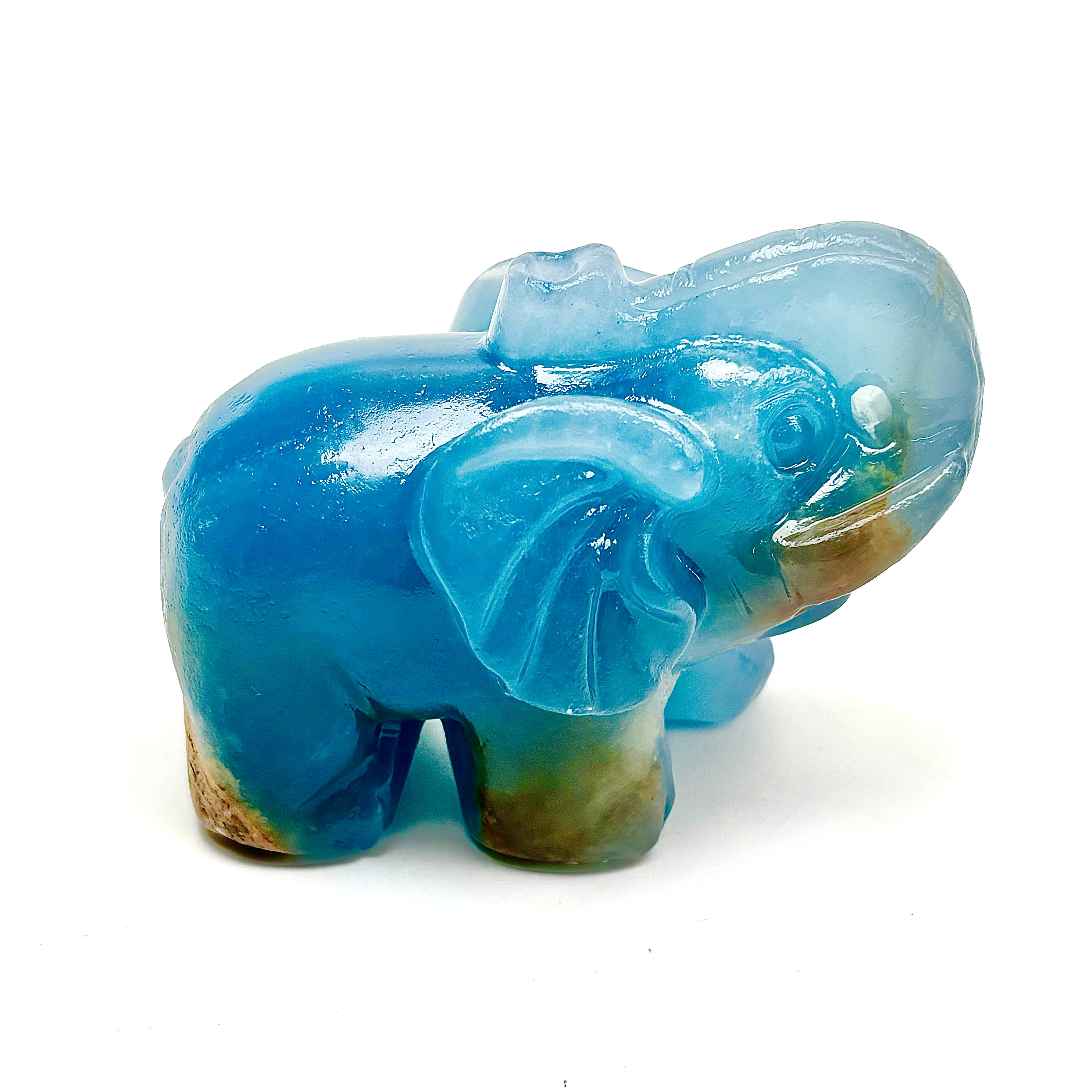 Wholesale Cheap Price Hand Carved Blue Onxy Jade Natural Stone 3.2 Inch Elephant Crystal Crystal For Decoration