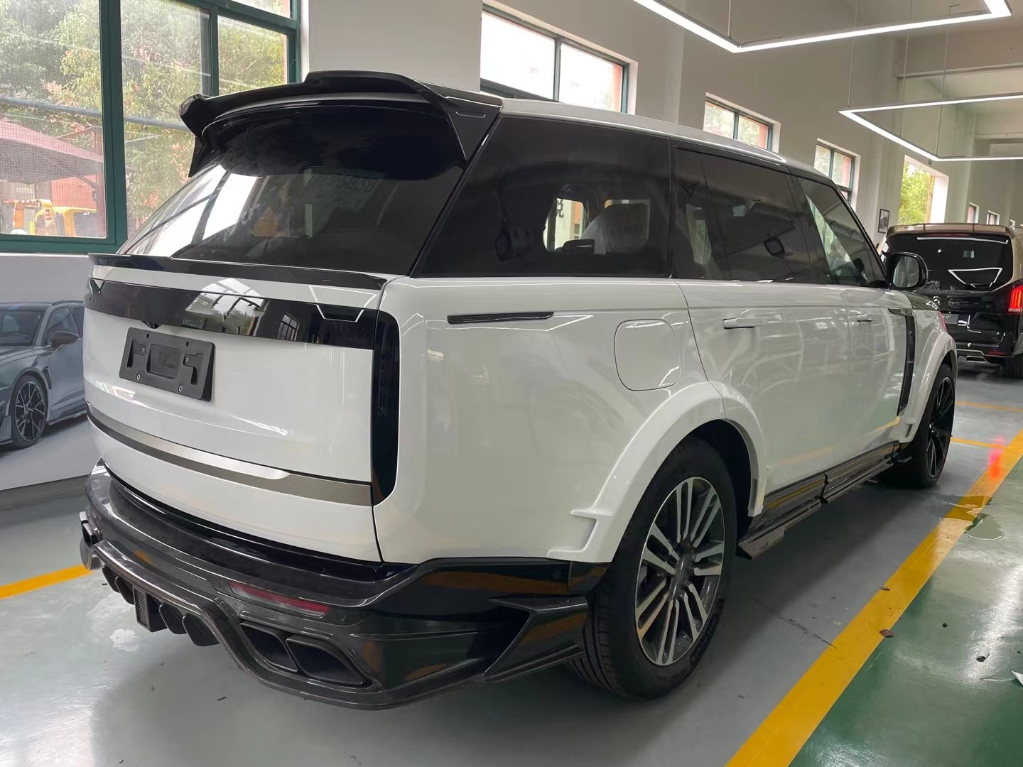 High Quality Carbon Fiber Body Kit Of MSY Style Body Kit For Land Rover Range Front And Rear Bumper Side Skirts Diffuser Spoiler