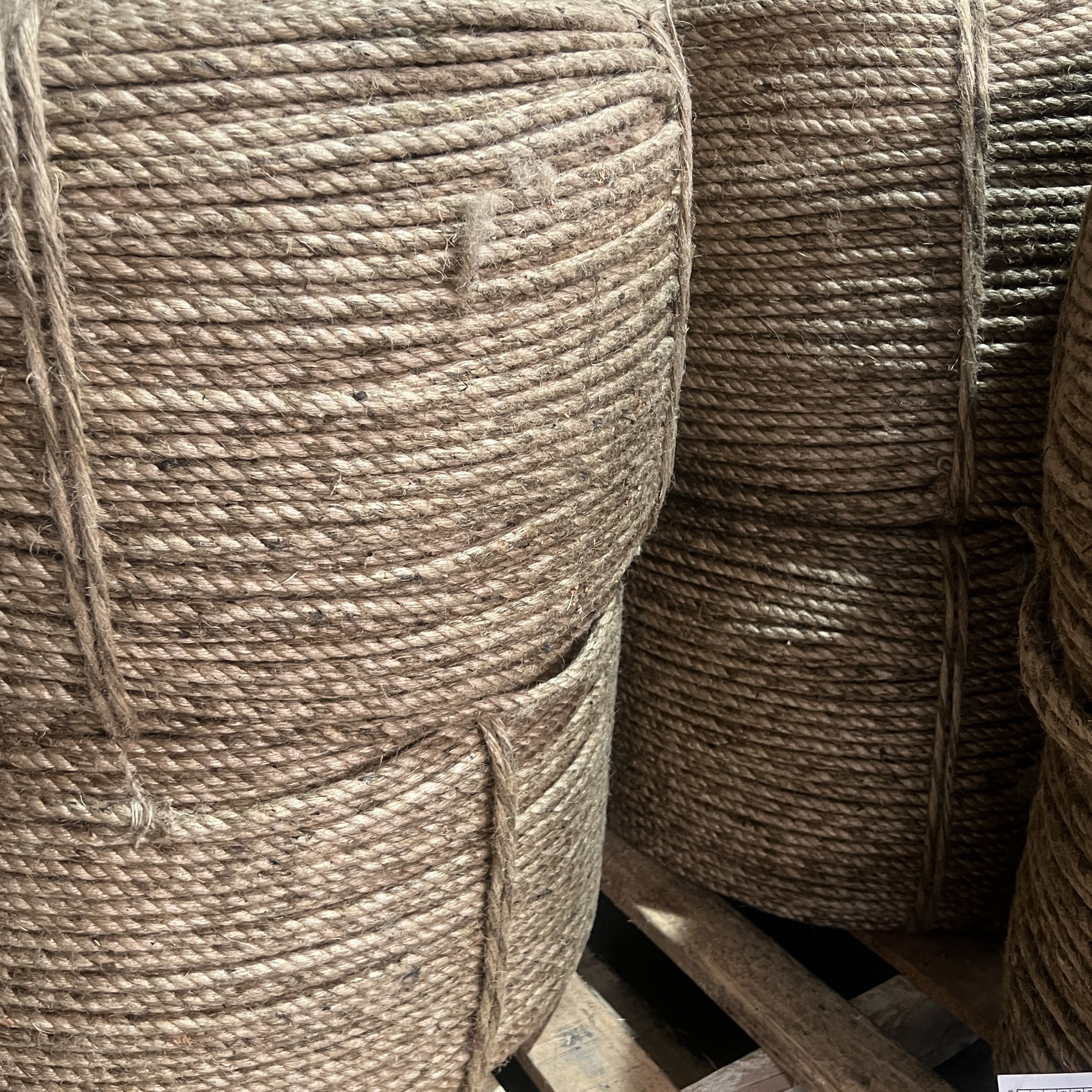 Jute rope sisal rope natural fiber 3 strand rope   3mm-60mm