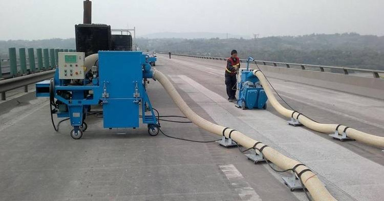 Concrete road surface shot blasting machine, road cleaning machine