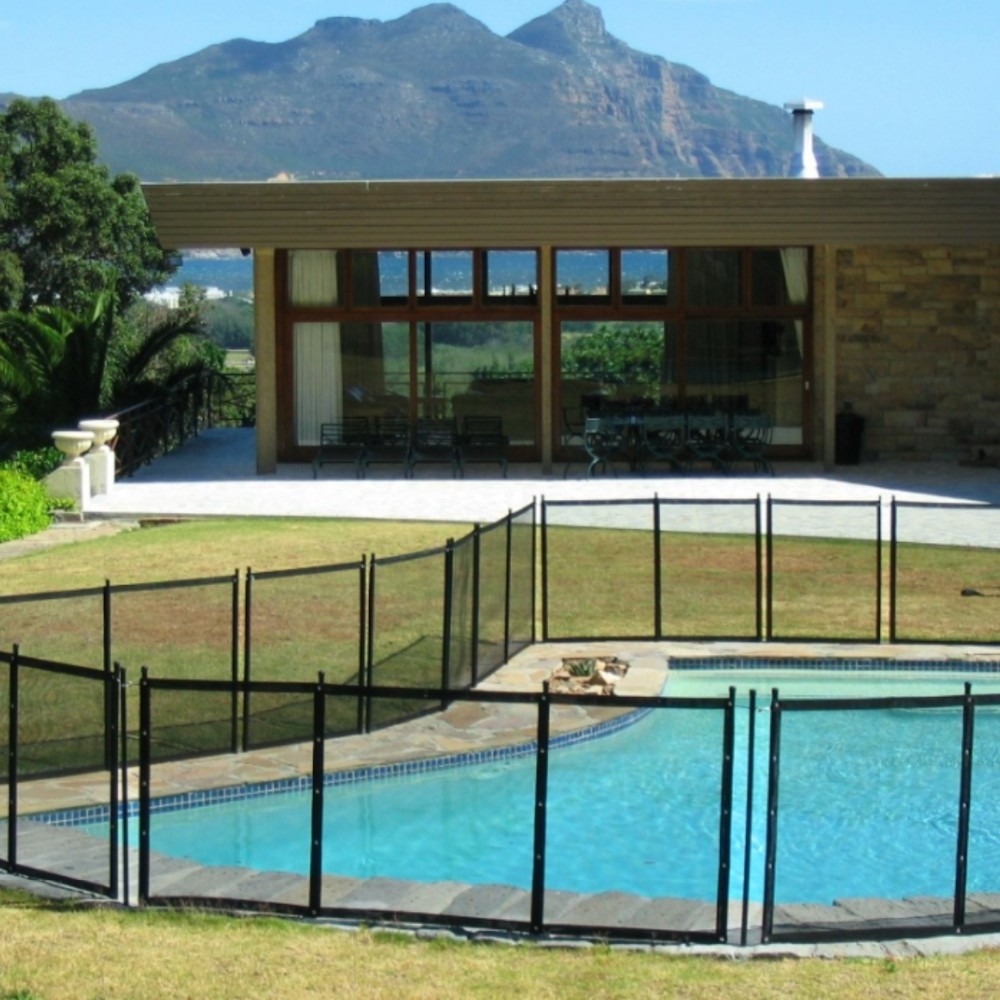 Professional Manufacturer Plastic Welded Curved Mesh Fence Best Pool Fence