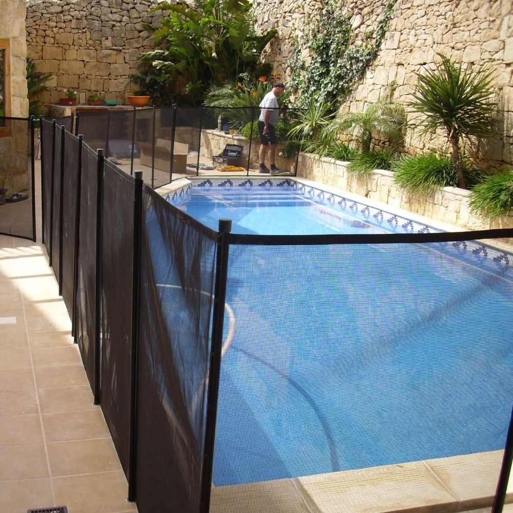 Professional Manufacturer Plastic Welded Curved Mesh Fence Best Pool Fence