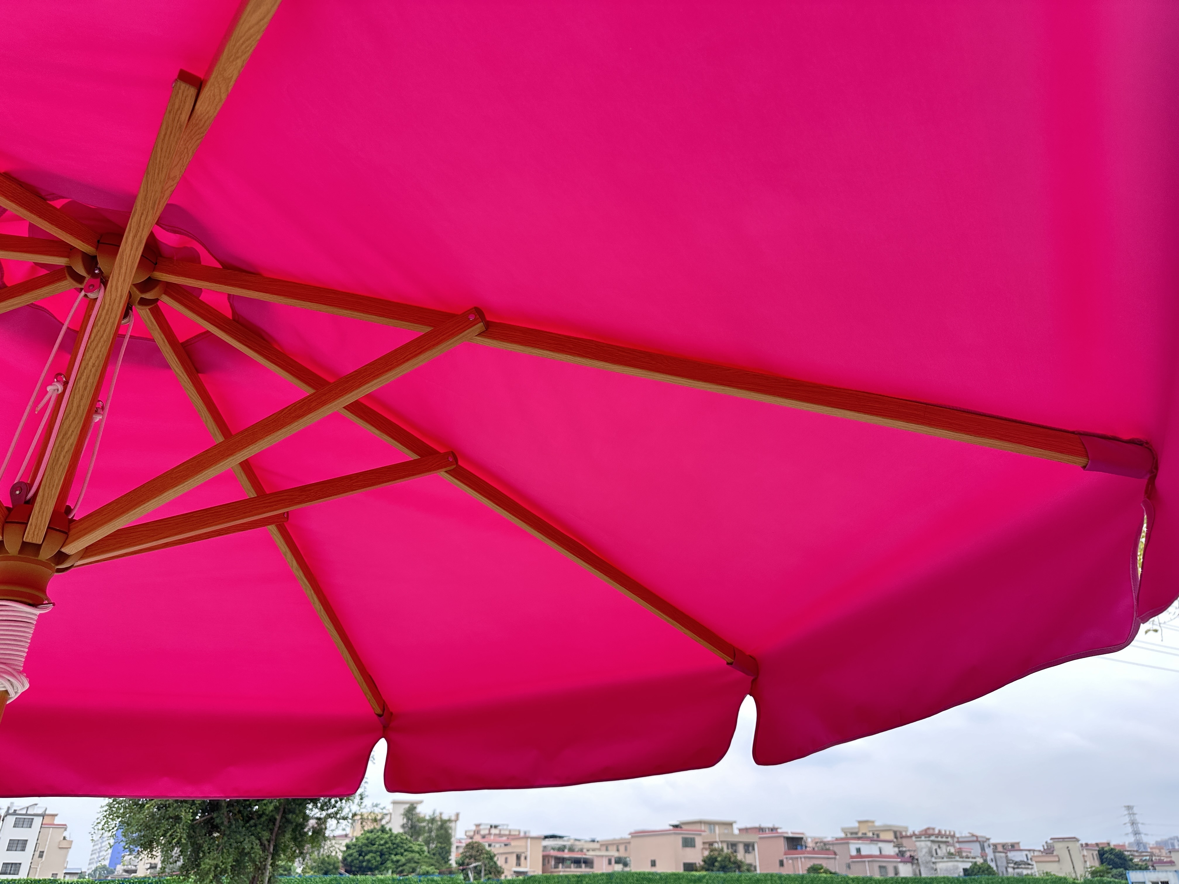 Modern  Outdoor Patio Parasol Sun Umbrella with Fringe for Beach Hotel Garden Advertising Durable and Stylish