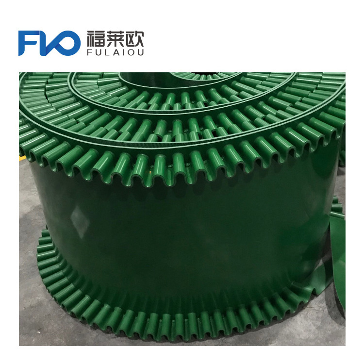 Green PVC T-type anti slip side wall baffle material conveyor belt customized by manufacturer