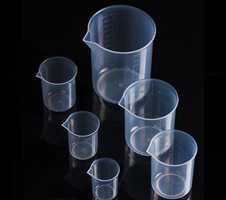 Professional production 25ML 50ML 100ML 150ML 250ML 300ML 500ML 1000ML  LAB PP Cups Measuring plastic Beaker