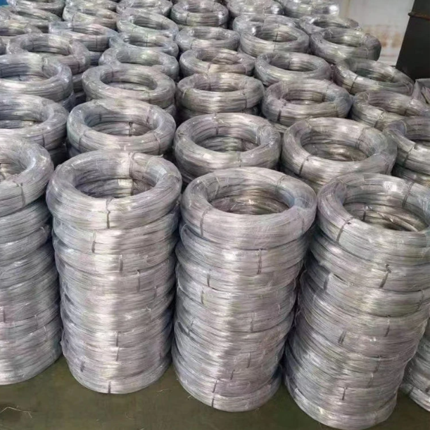 Bwg 18 20 21 22 Hot Dipped Galvanized Steel Wire 12/ 16/ 18 Gauge Electro Galvanized Iron Wire