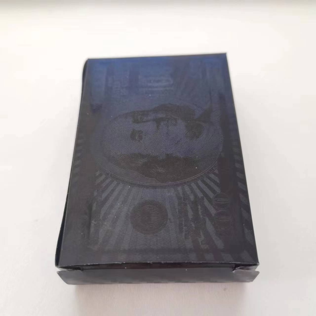 WHOLESALE CUSTOM  PVC POKER CARDS 100% WATERPROOF 100 USD BLACK GOLD FOIL PLAYING CARDS