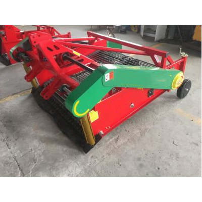 Farm Tools Potato Digger Tractor Mounted Single Row Potato Harvester Machinery Small Sweet Potato Digger