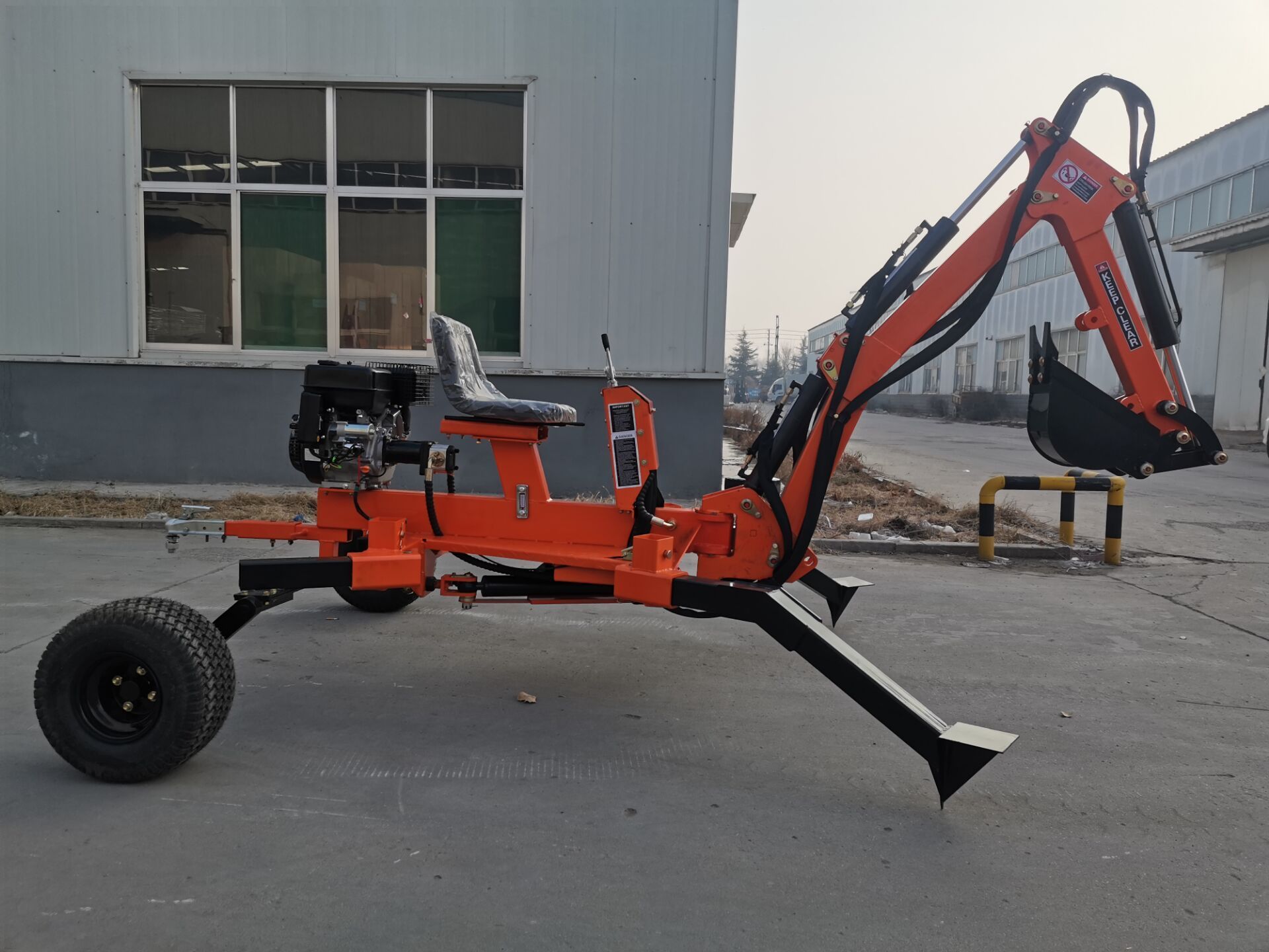 Factory Directly Sale ATV Towable Backhoe, ATV Backhoe Digger, 9HP Towable Backhoe