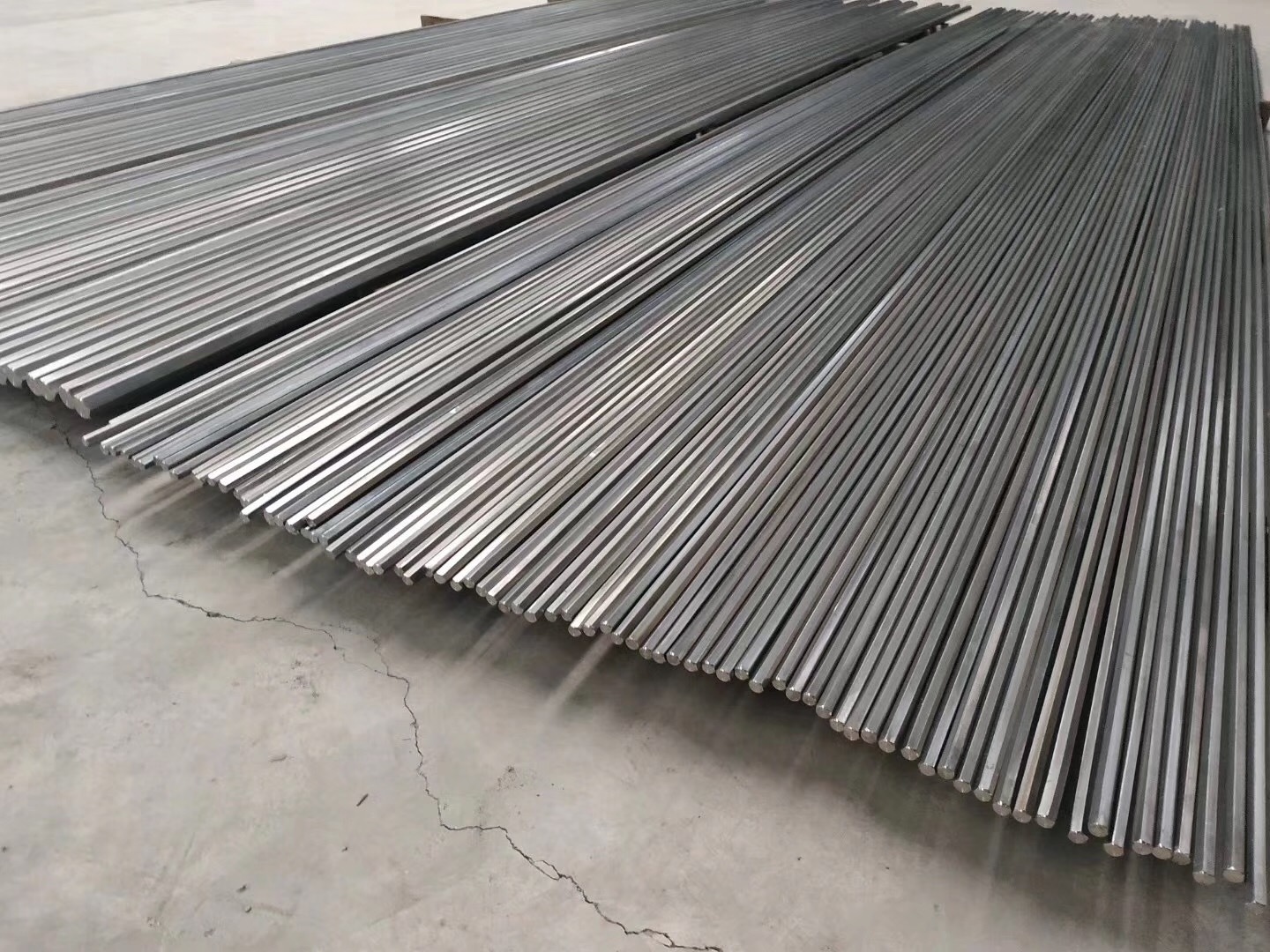 Nickel Alloy Inconel 600 601 625 X-750 718 825 Monel 500 K500 400 C276 C22 Round Bar/rod/tube/pipe Price Per Kg