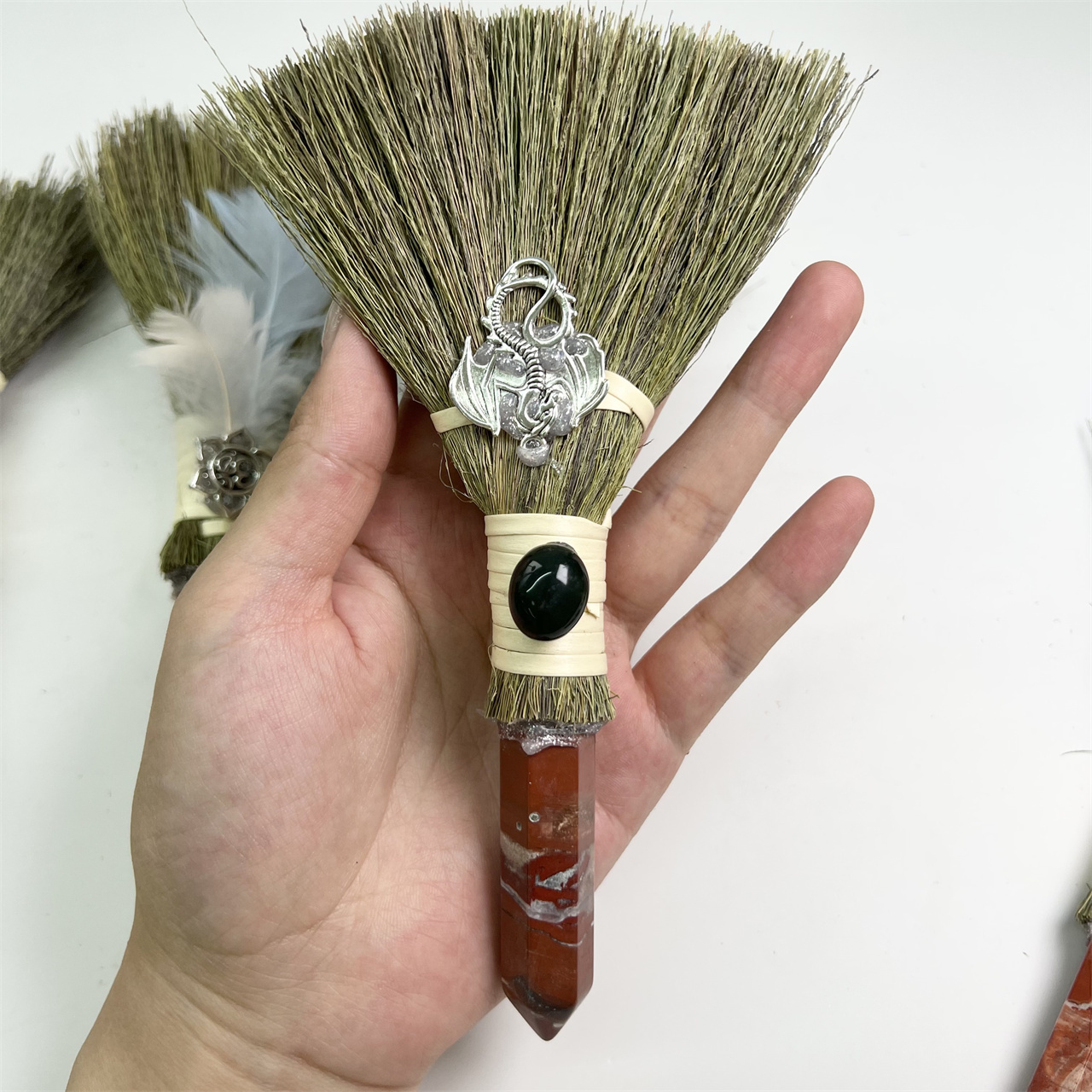 Natural Crystal Magic Broom Different Design Logo Metal Quartz Healing Feather Red Jasper Broom