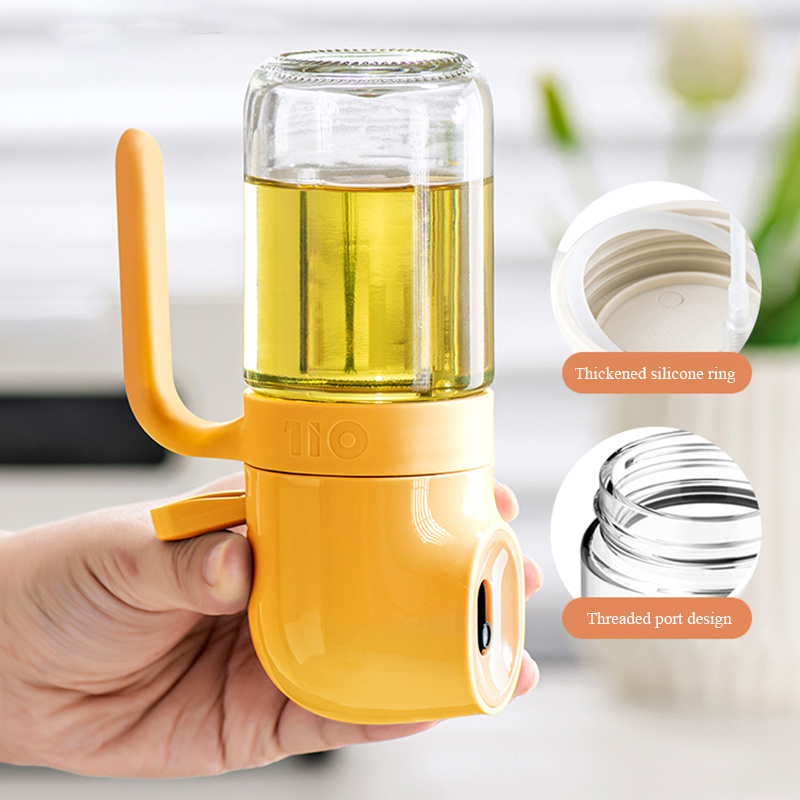 Kitchen Gadgets Multifunctional 200ml Glass Olive Spray Dispenser Oil Bottles For Cooking