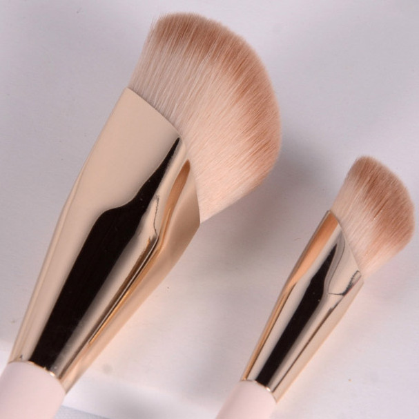 Best Selling Pink Foundation Makeup Brush Diamond Shaped Foundation Brush Kabuki Brush For Face