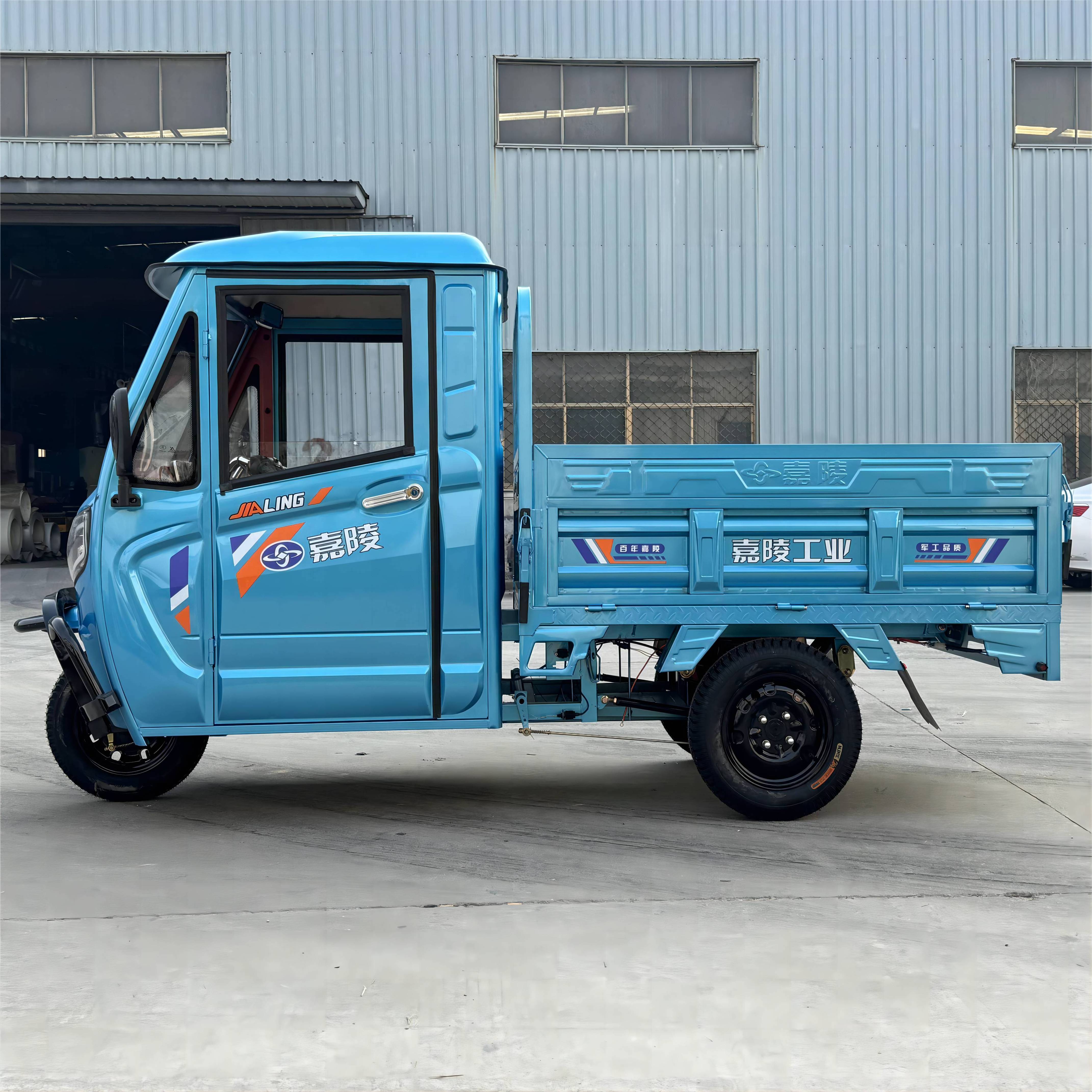 LB-QFB160M Fast Delivery Adults Tricycle 3 Wheel Electric Truck Cargo/Trike with Enclosed Drive Cabin