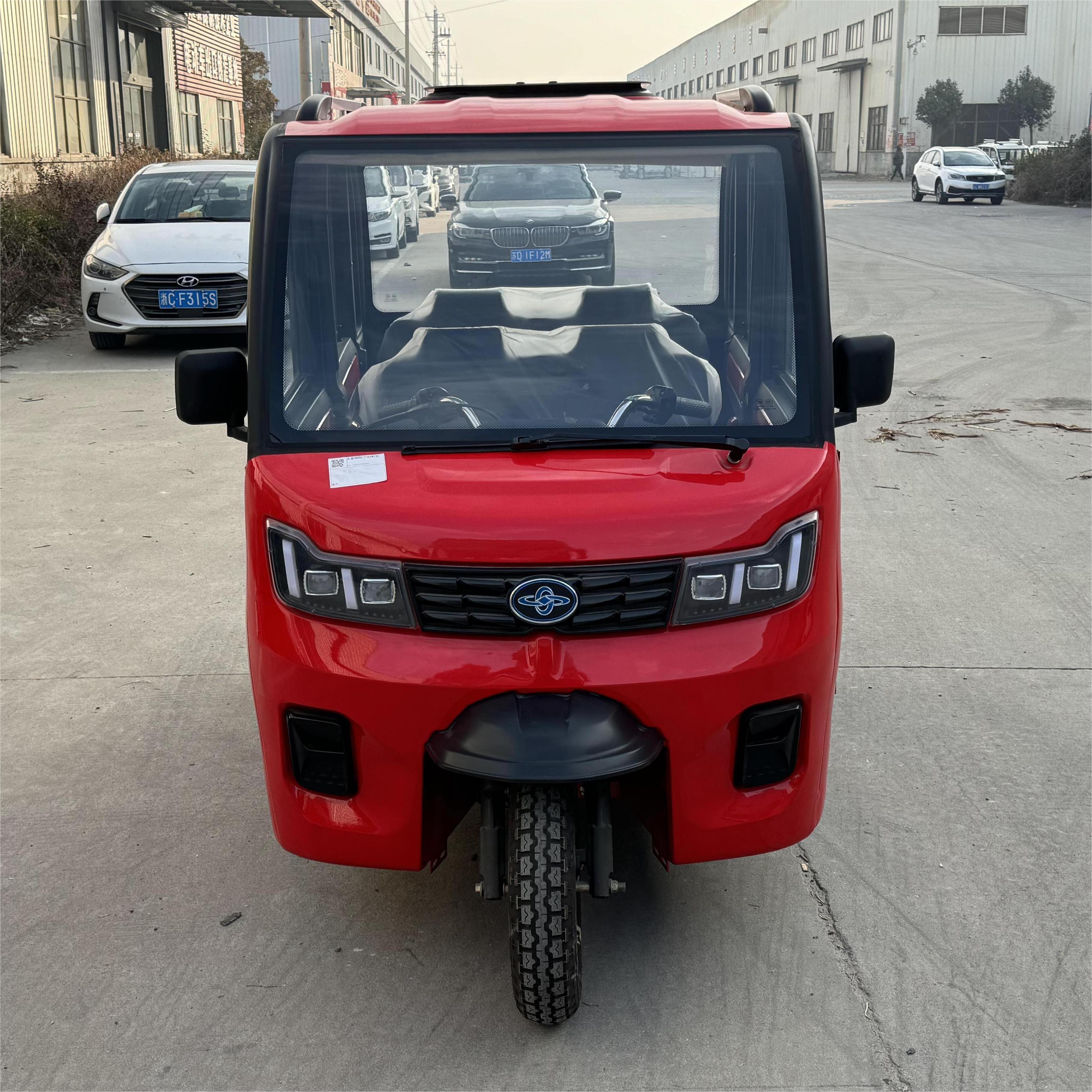 LB-ZRJS Wheel Motorcycle with Passenger Seat Taxi Tricycles Passenger Enclosed Cabin 3 Wheel Electric Scooter 60V Closed Eec