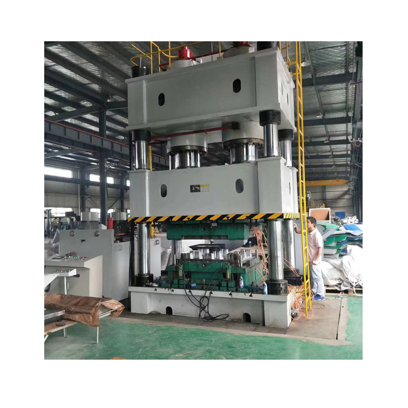 Customized -109s-5t/10t/20t/30t Intelligent Precision Cnc Imd Thermoforming hydraulic press Machine