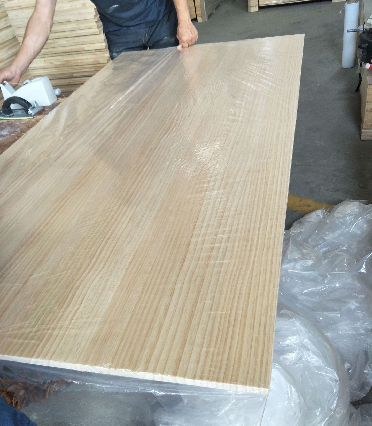 pine wooden board 1220x2440x12/15/18/24/30mm finger joint pine boards Birch engineered wooden plate kitchen cabinet furniture