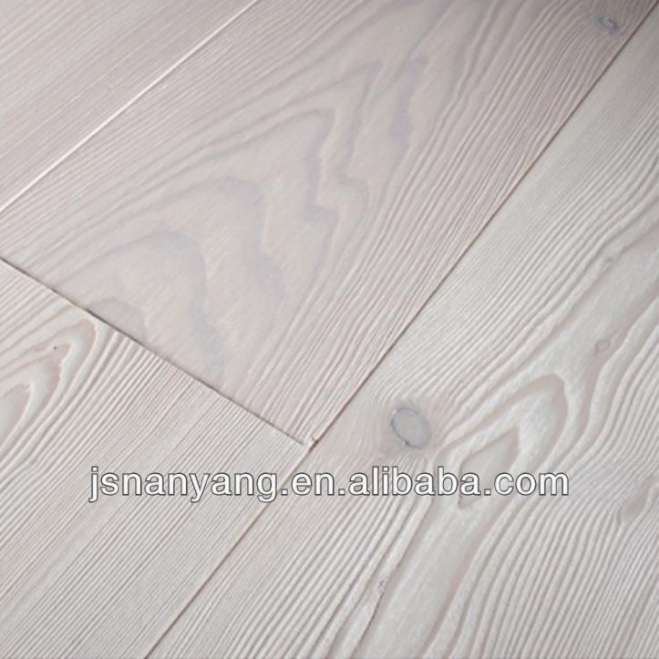 Larch 3-layer white brushed engineered wood flooring manufacturer