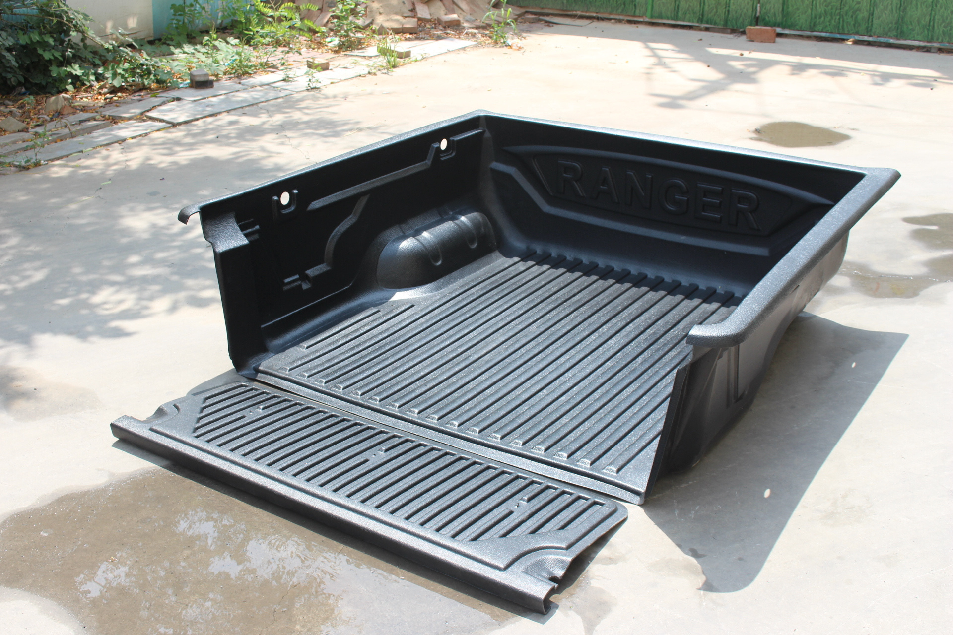 Good selling Pickup 4X4 Truck Bedliners bed liner For ranger Double row inside flanging