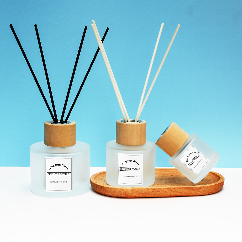 50ml 100ml 150ml 200ml Empty Luxury Perfume Aroma Round Glass Reed Diffuser Bottle With Wooden Cap And Box