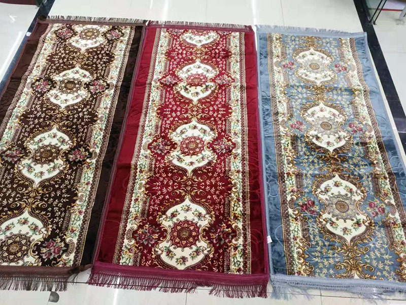 turkish padded prayer rug