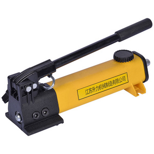 Hot sale Factory price Portable lightweight manual hydraulic oil pump for engineering