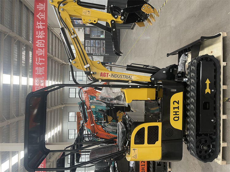 AGT QH12 excavator Mini Excavator Gasoline Engine Digger Crawler 1.2 ton 1 ton Mini Bagger