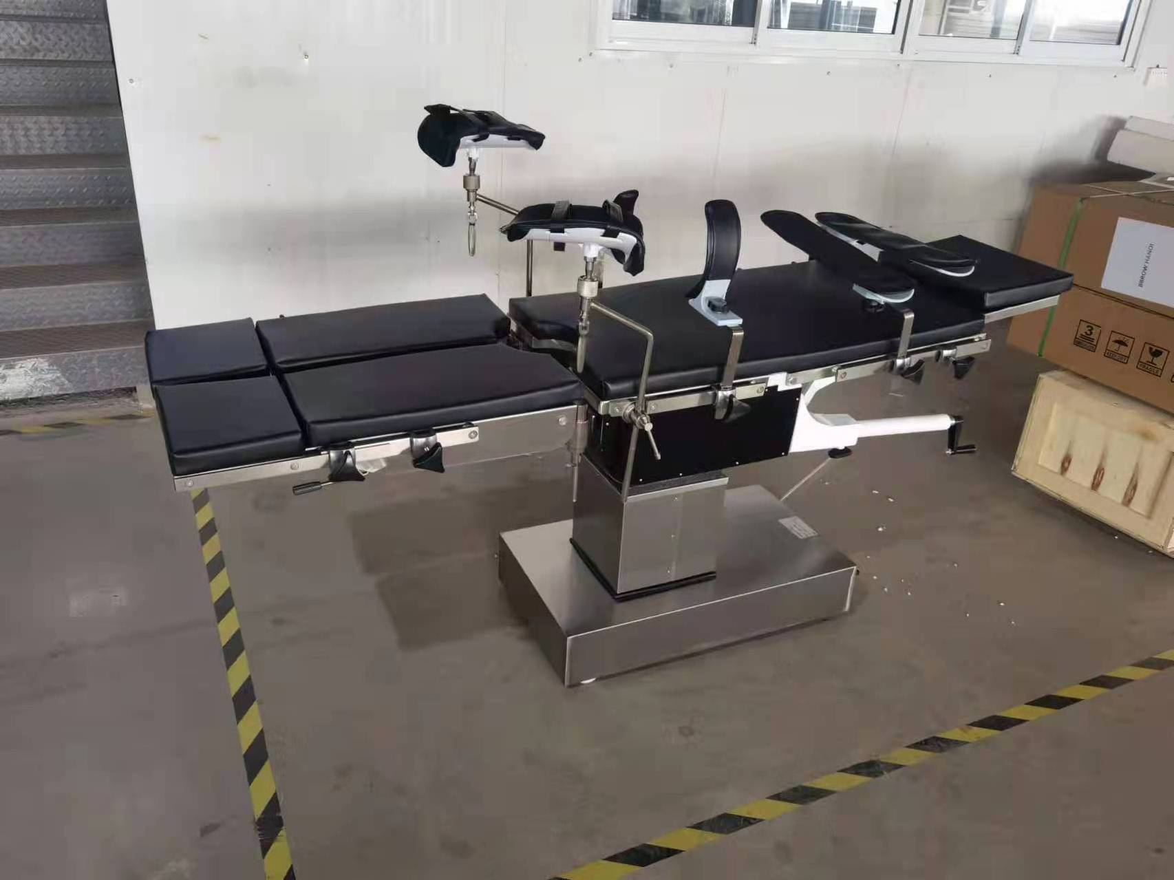 3008 Manual OT Table 304 Stainless Steel Ordinary Operating Surgery Bed for Hospital