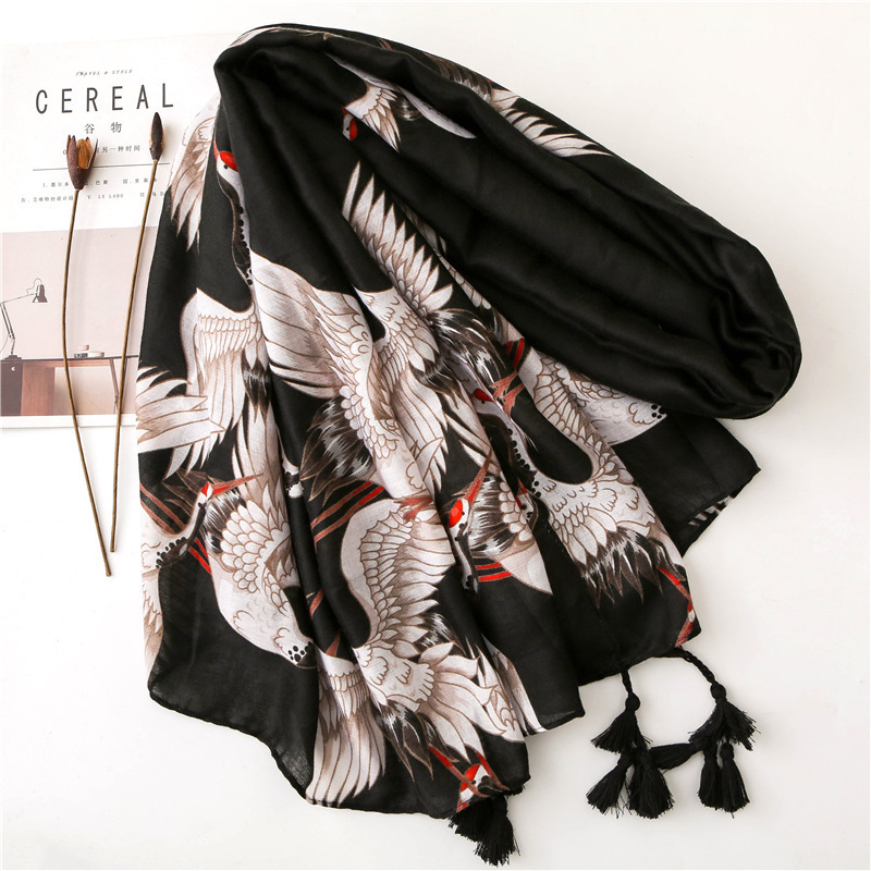 New fashion ladies printing geometric shawl printed cotton scarf hijab voile shawl with tassels scarf