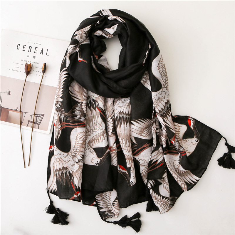 New fashion ladies printing geometric shawl printed cotton scarf hijab voile shawl with tassels scarf