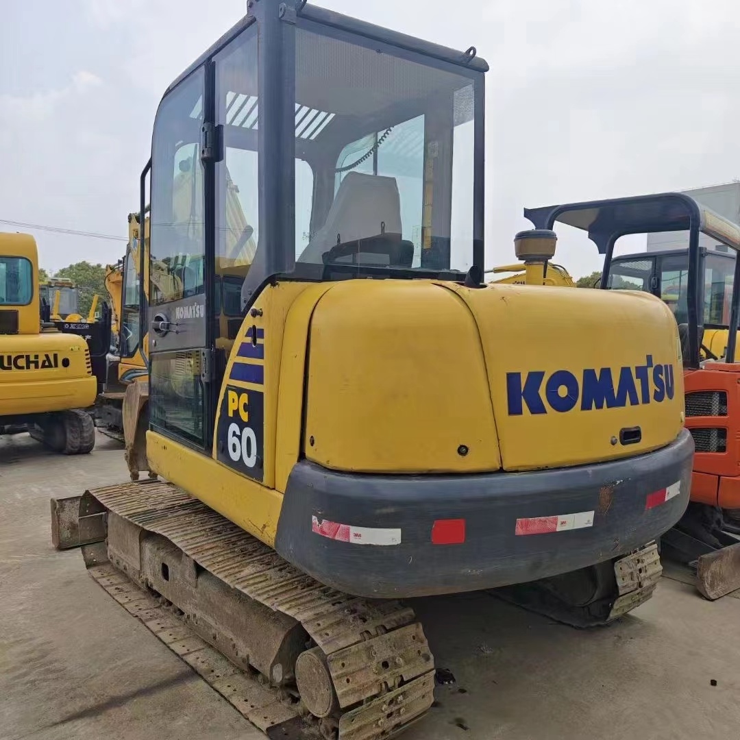 Japansecond-hand Excavator Used Komatsu PC60 Excavator For Sale Small Excavator Epa Used Second-hand PC60 on sale in shanghai